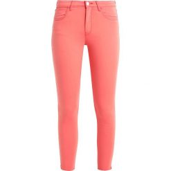 Rurki damskie: Wrangler CROP Jeans Skinny Fit coral