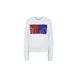Bluzy Calvin Klein Jeans K20K200572 DUO PATCH LOGO. Białe bluzy damskie Calvin Klein Jeans, s, bez wzorów, z jeansu, bez rękawów, bez kaptura. Za 313,94 zł.