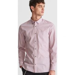 Koszula w kratę slim fit - Jasny szar. Szare koszule męskie Reserved, m, bez wzorów, bez kołnierzyka, bez rękawów. W wyprzedaży za 59,99 zł.