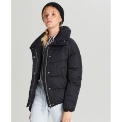Kurtka puffer - Czarny. Czarne kurtki damskie Cropp, xl, bez wzorów, bez kaptura. Za 159,99 zł.
