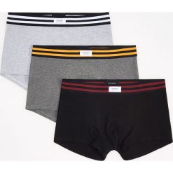 Bokserki z bawełny organicznej 3 pack - Szary. Szare bokserki męskie Reserved, bez wzorów, z bawełny. Za 59,99 zł.