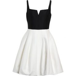 Sukienki hiszpanki: Halston Heritage GEO NECK Sukienka koktajlowa chalk/black