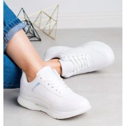 DAMSKIE BUTY SPORTOWE - biały. Białe buty sportowe damskie SHELOVET, bez wzorów, sportowe. Za 44,90 zł.