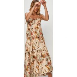 Answear - Sukienka Answear Lab. Sukienki damskie ANSWEAR, na co dzień, s, w kwiaty, z wiskozy, casualowe, z dekoltem karo, bez rękawów, midi, rozkloszowane. Za 149,90 zł.