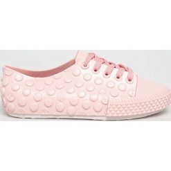 Melissa - Buty Polibolha Sneaker Ad. Różowe buty sportowe damskie Melissa, bez wzorów, ze skóry, sportowe. W wyprzedaży za 219,90 zł.