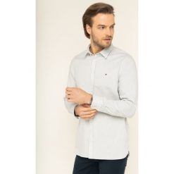 Koszula TOMMY HILFIGER Heather Arrow Dobby MW0MW11524. Szare koszule męskie TOMMY HILFIGER, m, bez wzorów, z bawełny, casualowe, bez kołnierzyka, bez rękawów. W wyprzedaży za 209,00 zł.