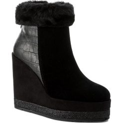 Botki GUESS - Lina FLINA4 SUE10 BLACK. Czarne botki damskie na obcasie marki Guess, z materiału. W wyprzedaży za 379,00 zł.
