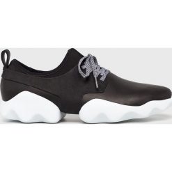 Camper - Buty. Czarne buty sportowe męskie marki Camper, ze skóry, na sznurówki. W wyprzedaży za 349,90 zł.