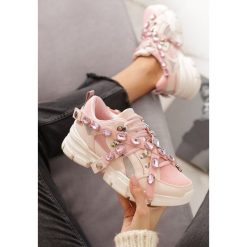 Różowe Sneakersy A Star Is Born. Różowe sneakersy damskie Renee, z materiału. Za 119,99 zł.
