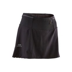Spódnico - spodenki do biegania TRAIL damskie. Czarne spodenki sportowe damskie marki KALENJI, xs, z elastanu, do biegania. Za 59,99 zł.