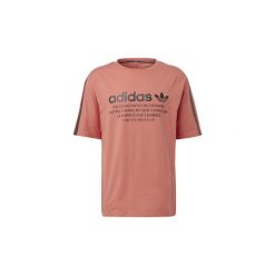 T-shirty z krótkim rękawem adidas Koszulka NMD. Czerwone koszulki męskie marki Adidas, s, bez wzorów, bez kołnierzyka, krótkie. Za 199,00 zł.