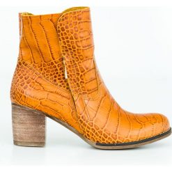 Botki na słupku - skóra naturalna - model 454 - kolor brąz przypalany. Szare botki damskie Zapato, na wiosnę, ze skóry, eleganckie, za kostkę, na wysokim obcasie, na obcasie, na zamek. W wyprzedaży za 319,20 zł.