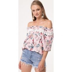 Różowa Bluzka Very Thin. Różowe bluzki damskie Born2be, xl, bez wzorów, bez kołnierzyka, z krótkim rękawem. Za 54,99 zł.
