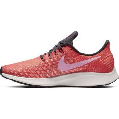 Buty "Air Zoom Pegasus" w kolorze czerwonym do biegania. Czerwone buty sportowe damskie z materiału, do biegania. W wyprzedaży za 269,95 zł.