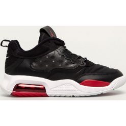 Jordan - Buty Max 200. Czerwone sneakersy męskie Jordan, z okrągłym noskiem, na sznurówki. W wyprzedaży za 479,90 zł.