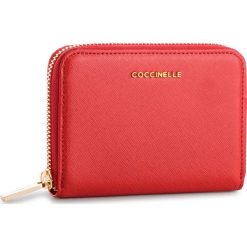 Duży Portfel Damski COCCINELLE - DW1 Metallic Soft E2 DW5 11 02 01 Coquelicot R09. Czerwone portfele damskie marki Coccinelle, ze skóry. Za 449,90 zł.