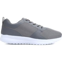 Szare Buty Sportowe Fluky. Szare halówki męskie Born2be. Za 69,99 zł.