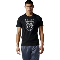 KOSZULKA ADIDAS SAN ANTONIO SPURS BP7340. Czarne koszulki męskie marki Adidas, m, bez wzorów, bez kołnierzyka, bez rękawów. Za 89,00 zł.