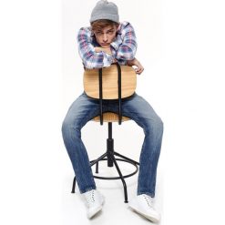 Koszula w kratę slim fit. Niebieskie koszule męskie Top Secret, na lato, m, w kratkę, z tkaniny, bez kołnierzyka, z długim rękawem. W wyprzedaży za 49,99 zł.