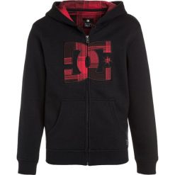 DC Shoes HOOK UP Bluza rozpinana red. Czarne bluzy męskie rozpinane DC Shoes, z bawełny. W wyprzedaży za 231,20 zł.