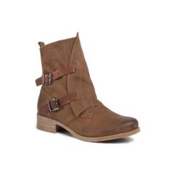 Lasocki ARC-70409-12 Camel. Brązowe botki damskie Lasocki, ze skóry, bez obcasa, bez zapięcia. Za 249,99 zł.