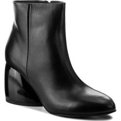 Botki GINO ROSSI - Lena DBH655-AA1-0087-9900-0 99. Czarne buty zimowe damskie marki Gino Rossi, ze lnu, na obcasie. W wyprzedaży za 319,00 zł.