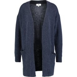 Noa Noa Kardigan blue nights. Niebieskie bluzy damskie marki Noa Noa, s, bez wzorów, z elastanu. W wyprzedaży za 376,35 zł.