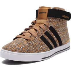 Buty ADIDAS F98630 Daily Twist Mid (rozmiar 38) Brązowo-czarny. Pomarańczowe buty sportowe damskie Adidas, z aplikacjami, z syntetyku, sportowe, na fitness i siłownię. Za 72,99 zł.
