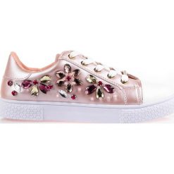 Sneakersy damskie z kryształkami (38). Różowe sneakersy damskie Inny. Za 59,00 zł.