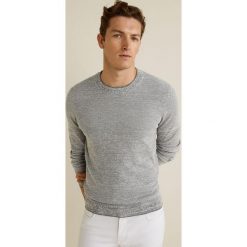 Mango Man - Sweter Antigua. Niebieskie swetry męskie Mango Man, s, bez wzorów, z bawełny, z okrągłym kołnierzem, bez kaptura. Za 89,90 zł.
