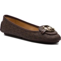 Baleriny MICHAEL MICHAEL KORS - Lillie Moc 40R9LIFP3B Brown. Pomarańczowe baleriny damskie MICHAEL Michael Kors, bez wzorów, ze skóry ekologicznej, klasyczne, bez obcasa, bez zapięcia. Za 519,00 zł.