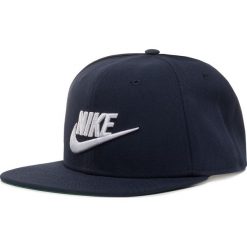 Czapka z daszkiem NIKE - 891284 451 Czarny. Czarne czapki męskie Nike, bez wzorów, z poliesteru. Za 99,00 zł.