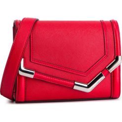 Torebka KARL LAGERFELD - 86KW3064 Amethyst. Czerwone listonoszki damskie KARL LAGERFELD, bez wzorów, ze skóry, bez dodatków. W wyprzedaży za 679,00 zł.