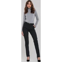 Czarne Spodnie Poole. Czarne spodnie damskie Renee, s, w paski, z tkaniny, eleganckie, długie. Za 99,99 zł.