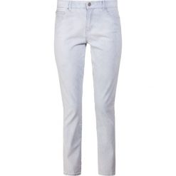 BOSS CASUAL ROSEVILLE Jeansy Slim Fit light/pastel blue. Niebieskie rurki damskie BOSS Casual, bez wzorów, z elastanu. W wyprzedaży za 401,40 zł.