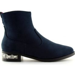 Botki damskie granatowe 168-176 Blue. Niebieskie botki damskie ButyModne, klasyczne, bez obcasa, na obcasie, na zamek. Za 76,72 zł.