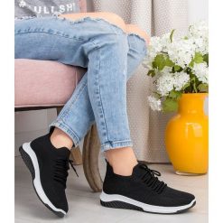 Buty sportowe damskie N/M LG26 Czarne. Czarne buty sportowe damskie N/M, bez wzorów, z tkaniny, sportowe. Za 69,00 zł.
