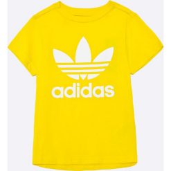 Adidas Originals - T-shirt dziecięcy 128-164 cm. Białe t-shirty chłopięce marki adidas Originals, z nadrukiem, z bawełny, z okrągłym kołnierzem. W wyprzedaży za 89,90 zł.