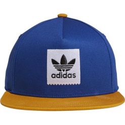CZAPKA Z DASZKIEM ADIDAS SNAPBACK (DAMSKA). Czapki damskie Adidas, bez wzorów. W wyprzedaży za 99,99 zł.