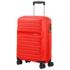 American Tourister Walizka Podróżna Sunside 55 Cm Czerwona. Czerwone walizki American Tourister. Za 368,00 zł.