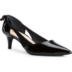 Buty damskie. Czarne czółenka damskie Wittchen, bez wzorów, ze skóry, bez obcasa. W wyprzedaży za 159,90 zł.