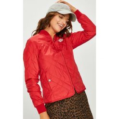 G-Star Raw - Kurtka. Czerwone kurtki damskie G-Star RAW, s, bez wzorów, z poliesteru, retro, krótkie, bez kaptura. W wyprzedaży za 469,90 zł.