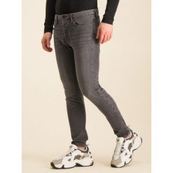 Jeansy Extra Slim Fit Emporio Armani 6G1J11 1D8EZ 0006. Czarne jeansy męskie Emporio Armani, m, bez wzorów. W wyprzedaży za 509,00 zł.