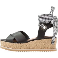 Sandały damskie: Miss Selfridge MAGIC Sandały na platformie black
