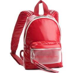 Plecak TOMMY JEANS - Tju Logo Tape Micro Backpack Ncp AU0AU00393 661. Czerwone plecaki damskie Tommy Jeans, bez wzorów, z jeansu, eleganckie. W wyprzedaży za 299,00 zł.