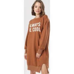 Camelowa Sukienka Mezanya. Brązowe sukienki damskie Born2be, xl, bez wzorów, z dzianiny, bez kołnierzyka, bez rękawów. Za 79,99 zł.