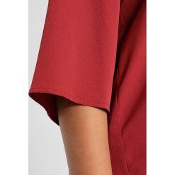 Bluzki asymetryczne: Zizzi 3/4 SLEEVE BLOUSE Bluzka red pear
