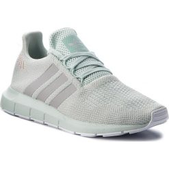 Buty adidas - Swift Run W B37720 Vapgrn/Gretwo/Ftwwhht. Zielone buty sportowe damskie Adidas, bez wzorów, z tworzywa sztucznego, sportowe. W wyprzedaży za 269,00 zł.