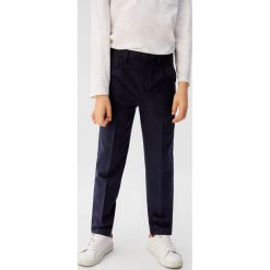 Mango Kids - Spodnie dziecięce Rayt6 110-164 cm. Niebieskie spodnie chłopięce Mango Kids, z haftami, z elastanu, casualowe. Za 139,90 zł.