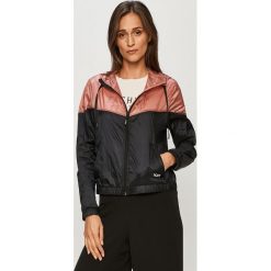 Roxy - Kurtka. Czarne kurtki damskie Roxy, s, bez wzorów, z tkaniny, krótkie, z kapturem. Za 339,90 zł.